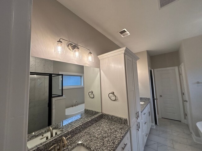 Building Photo - 9691 Jackson Run Ln