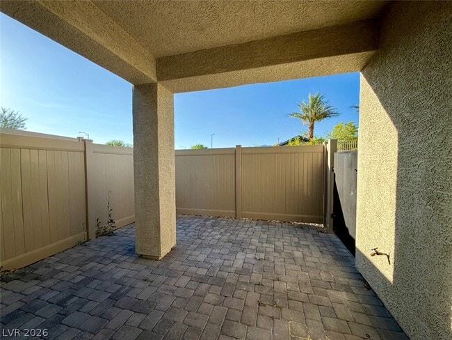 Building Photo - 7473 Garnet Moon St