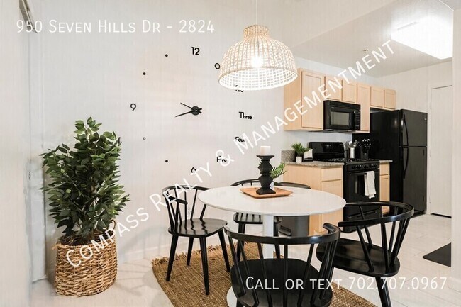 Building Photo - 950 Seven Hills Dr