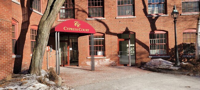 Building Photo - 2 Manchester St