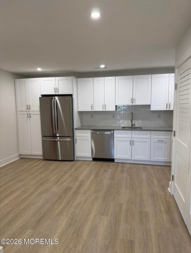 Building Photo - 808 Asbury Ave