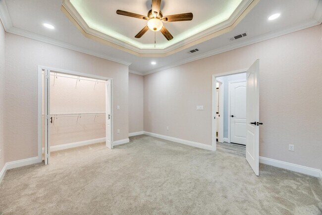 Building Photo - 1148 Sioux Cir