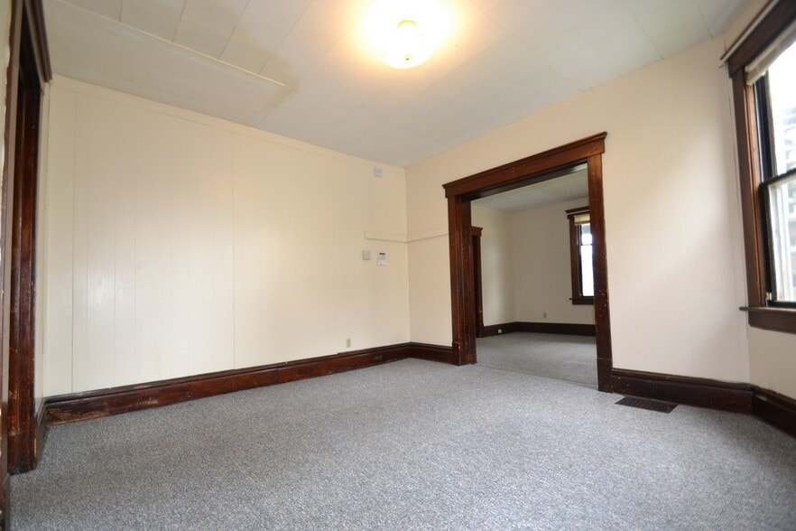 Building Photo - 537 Carroll St