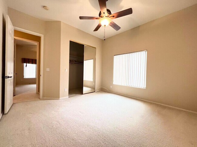 Building Photo - 2105 Eaglepath Cir