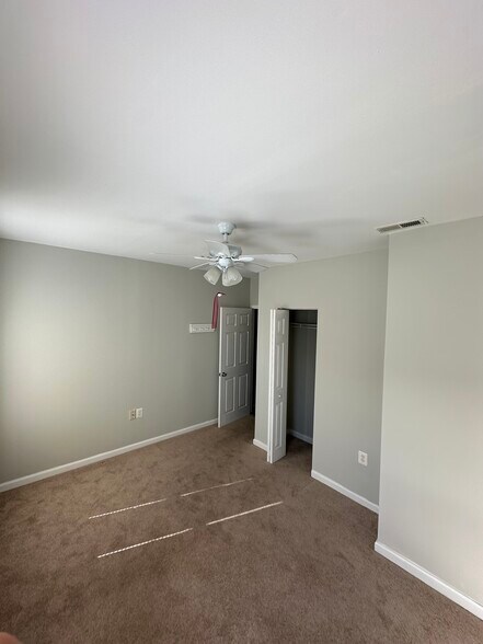 Second Bedroom (Unit 2) - 37 S Ellwood Ave