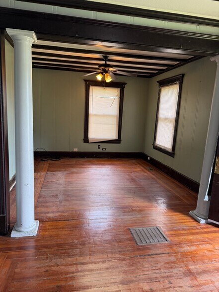 Building Photo - 12 Steuben St