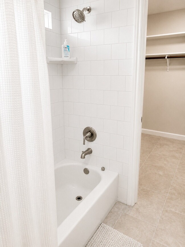 Building Photo - "Charming 4-Bedroom-3 Full Baths in College Station – Your Ideal Retreat Awaits!"