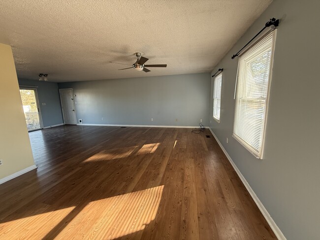 Building Photo - 183 Cottontail Run