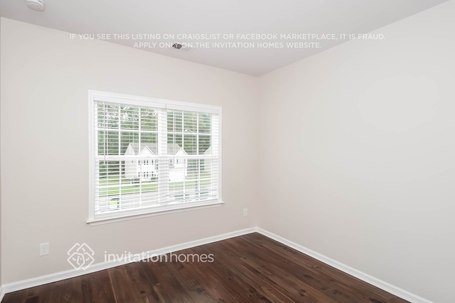 Building Photo - 5277 Miranda Way