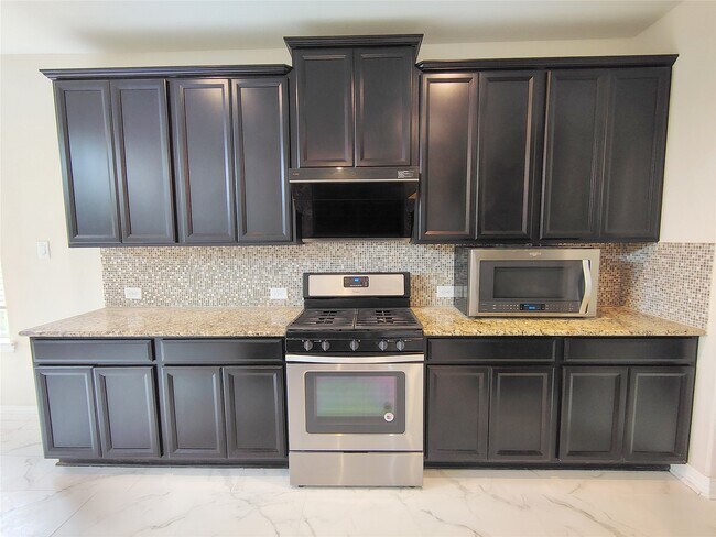 Building Photo - 10551 Paula Bluff Ln