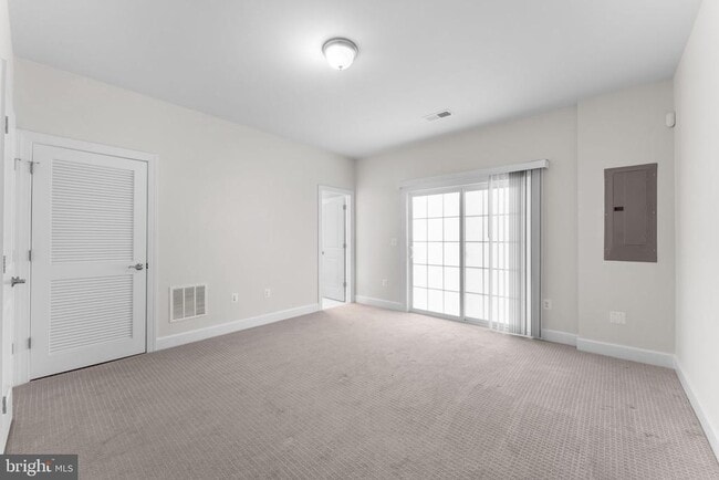 Building Photo - 6094 Camerons Ferry Dr