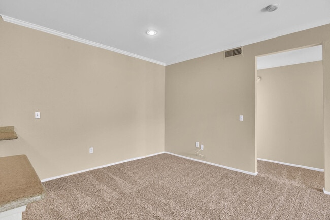 Building Photo - 2900 Sunridge Heights Pkwy