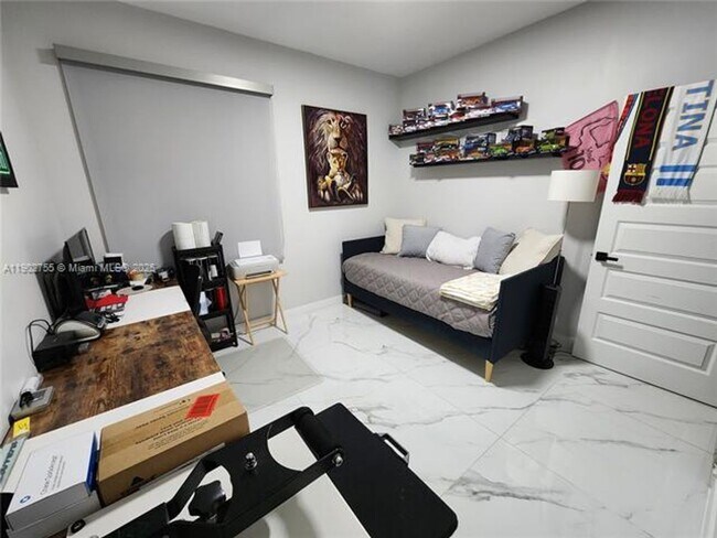 Building Photo - 8363 NW 41st St