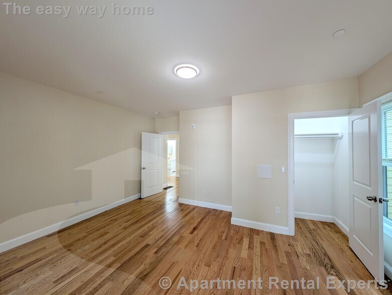 Building Photo - 22 Holyoke Rd