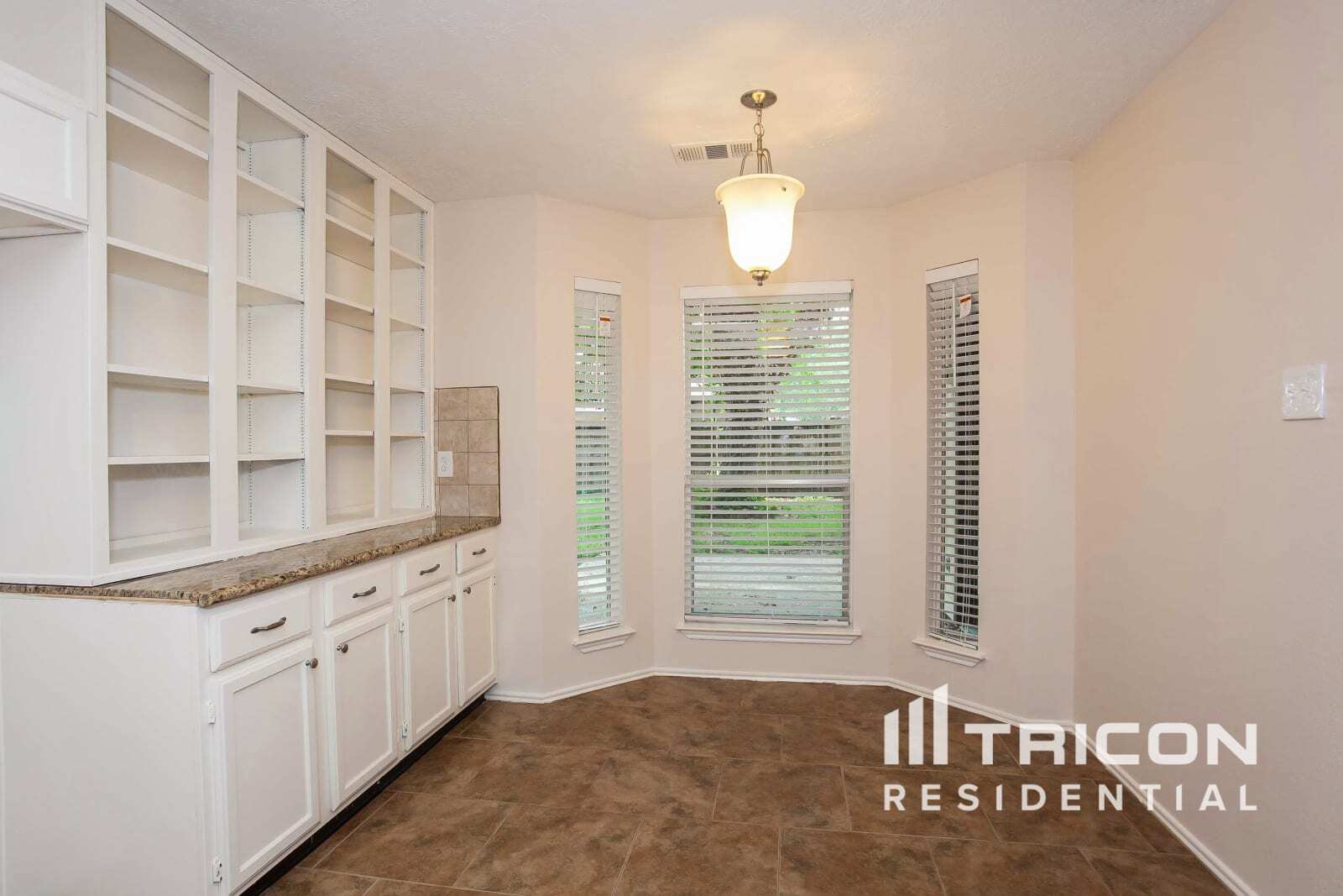 Building Photo - 14130 Galvani Dr