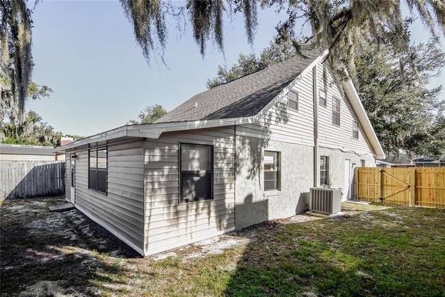 Building Photo - 3233 Timberline Rd