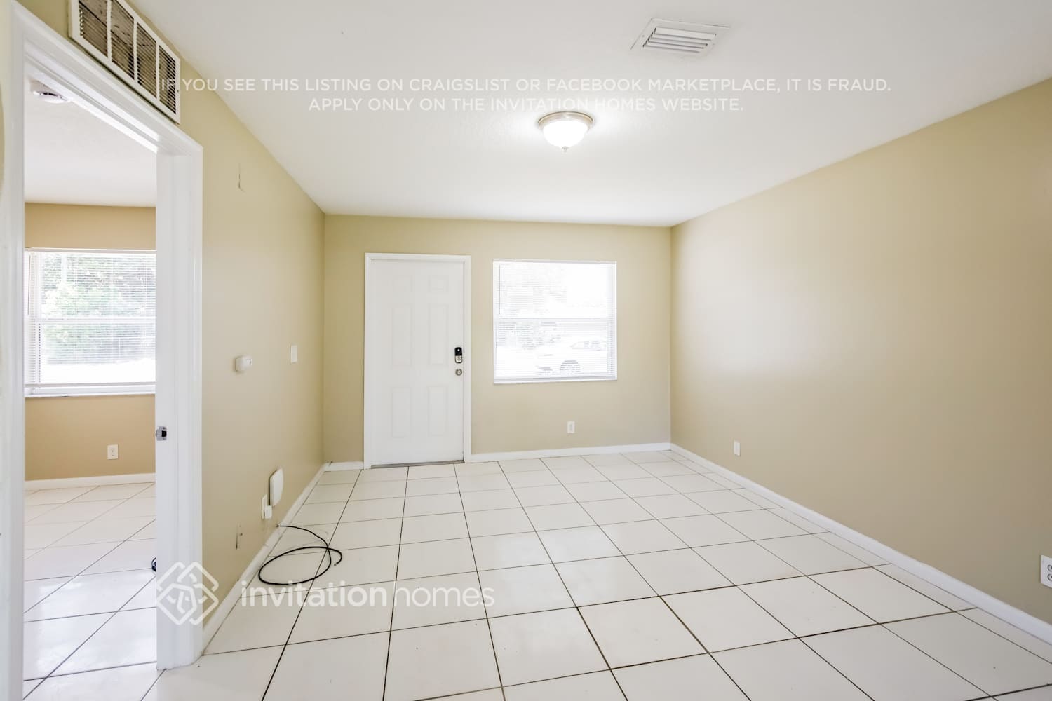Building Photo - 1672 W Breezy Ln