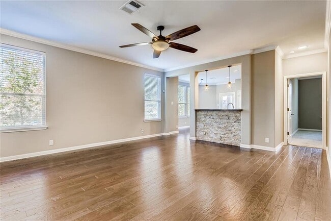 Building Photo - 7500 Colina Vista Loop