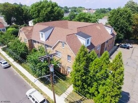 Building Photo - 178 Stephens St