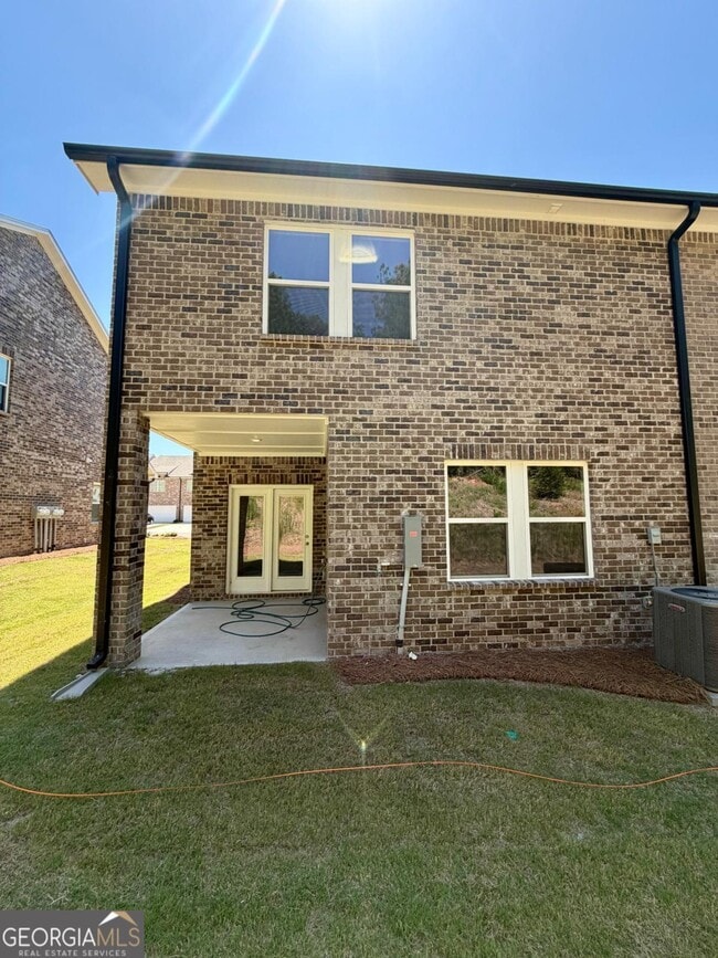 Building Photo - 1232 Fagiolo St