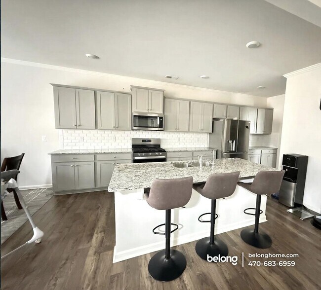 Building Photo - 123 Thompson Wy