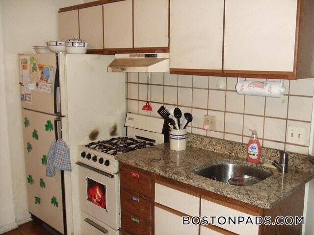 Building Photo - 1412 Commonwealth Ave