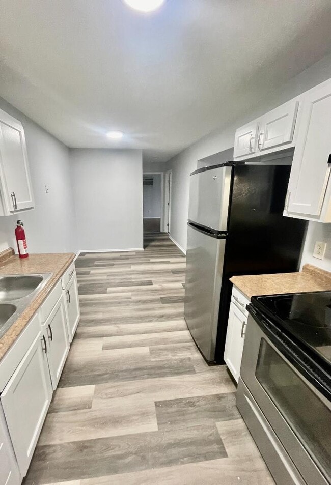 Building Photo - 1338 Brooke Park Dr