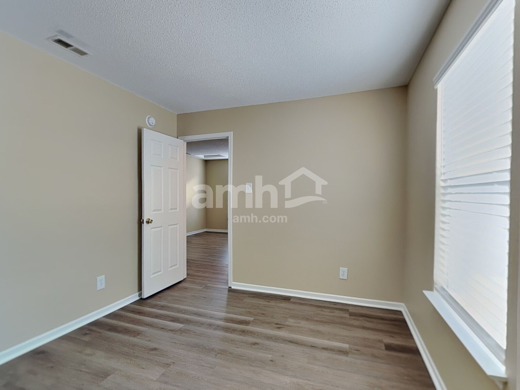 Building Photo - 1854 Wandflower Cir