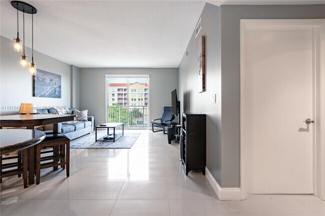 Building Photo - 7270 SW 88th St