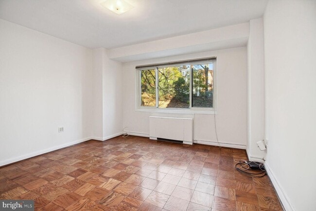 Building Photo - 4201 Cathedral Ave NW