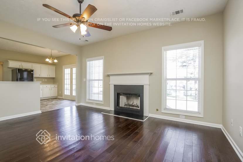 Building Photo - 755 Clairidge Ln SW