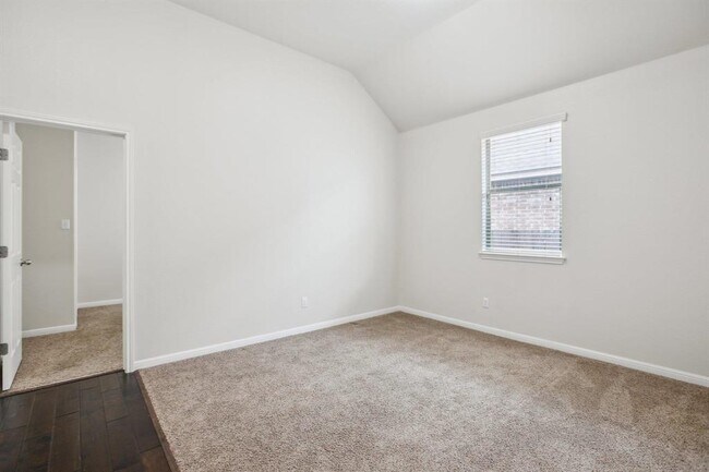 Building Photo - 2228 Hilltop Climb Dr