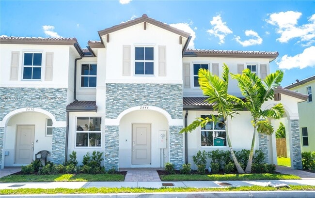 Primary Photo - 2646 SE 27th Dr