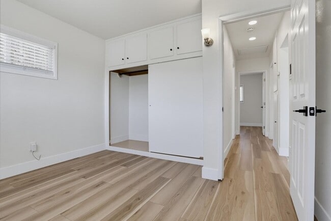 Building Photo - 1463 Sweetwater Ln