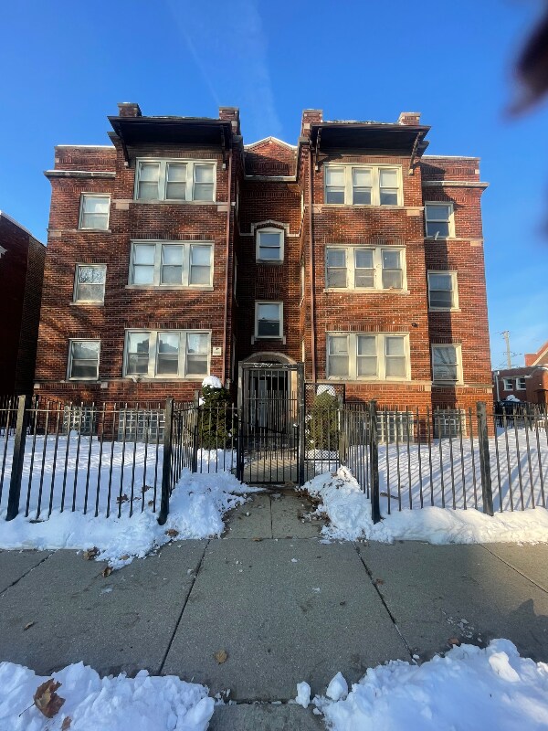 Building Photo - 7800 S Cregier Ave