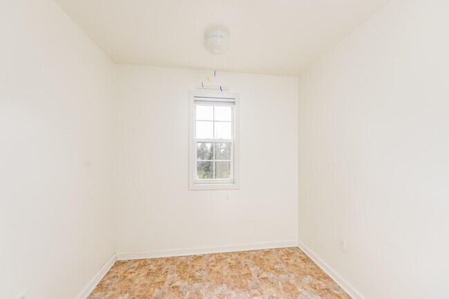 Building Photo - 28235 Carlton Way Dr