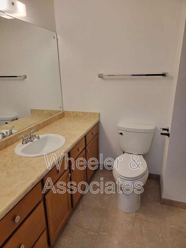 Building Photo - 9218 Alvey Ln