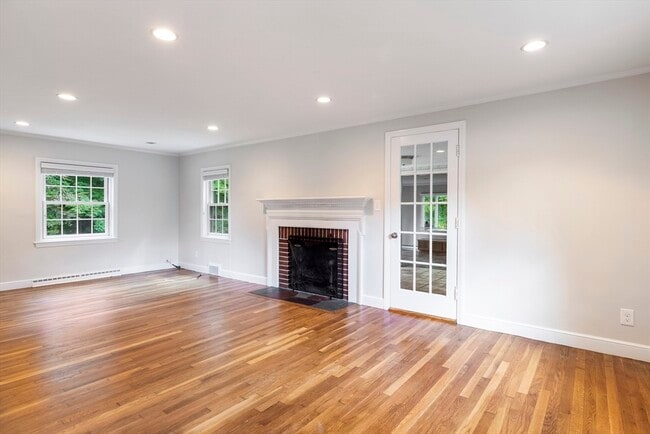 Building Photo - 216 Claybrook Rd