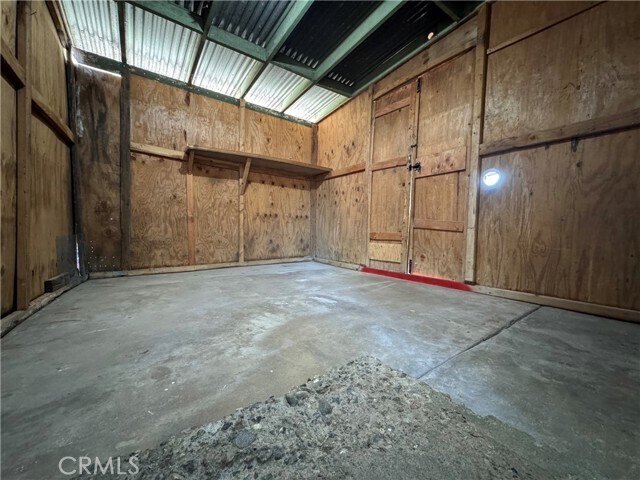 Building Photo - 6105 Woodlawn Ave
