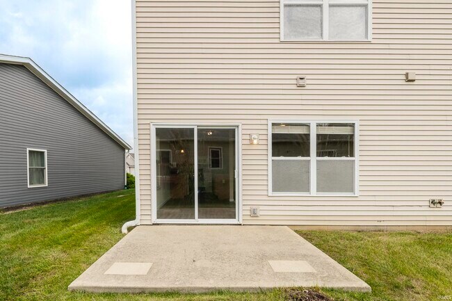 Building Photo - 5713 W Monarch Ct