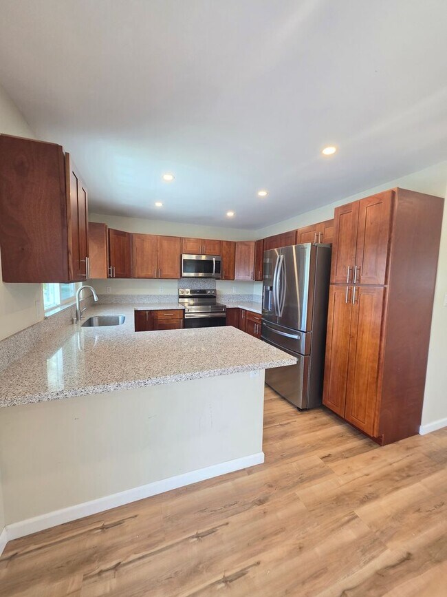 Building Photo - 1030 Kahili Pl