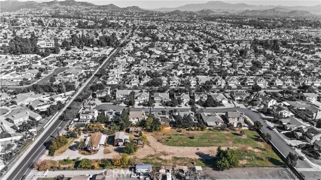 Building Photo - 41866 Magnolia St