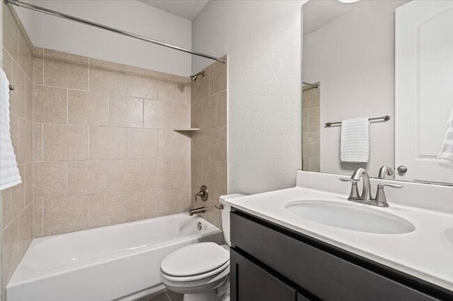 Building Photo - 811 Wilson Ranch Pl