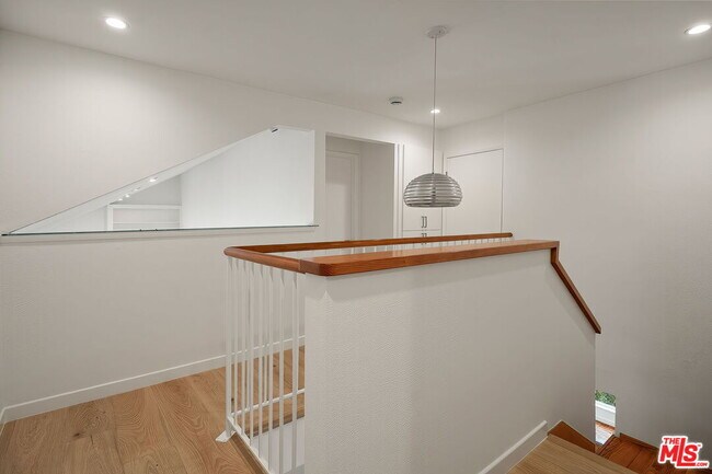 Building Photo - 10311 Clusterberry Ct