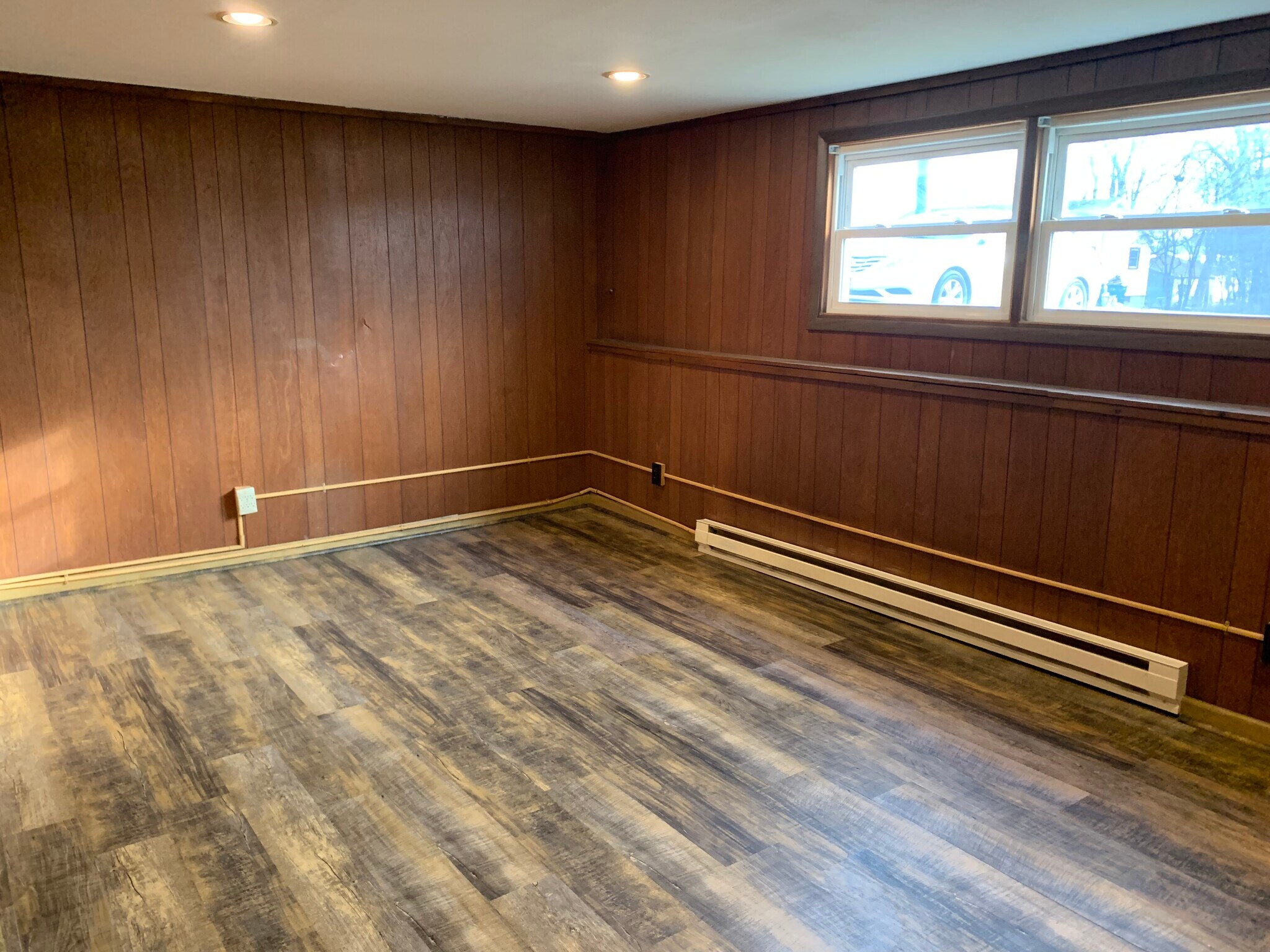 Building Photo - 4004 Bruns Ave