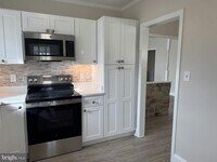 Building Photo - 11415 Eastern Ave