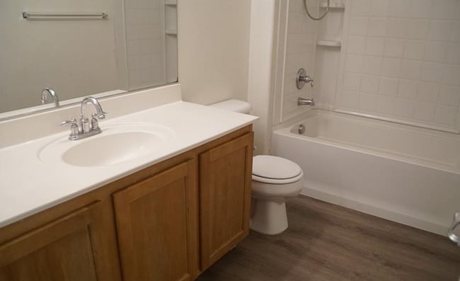 Building Photo - 494 Newberry Springs Dr