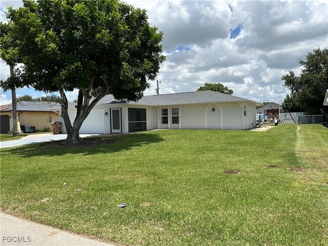 Building Photo - 1417 SE 34th Terrace