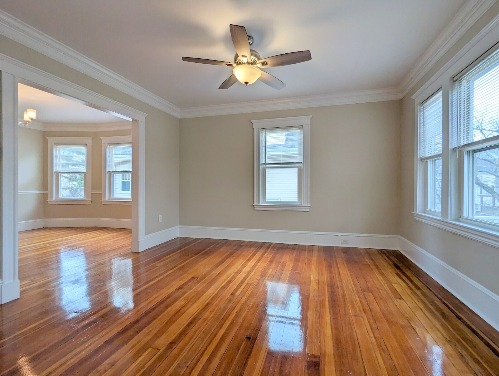 Building Photo - 35 Trowbridge St