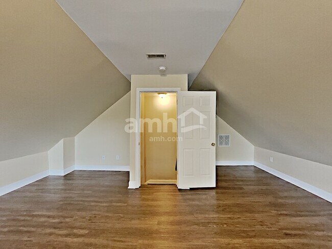 Building Photo - 2098 Prescott Way